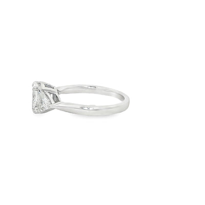 14 KARAT RING SIZE 9.5 WEIGHT: 7.8G
SIZE/ OTHER: