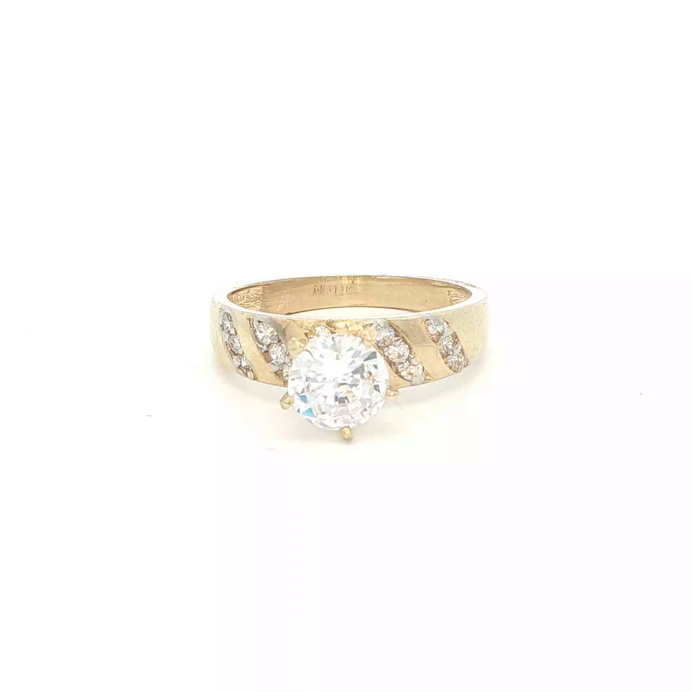 14 KARAT RING SIZE 7.5 WEIGHT: 3.1G : 4.5MM CZ SOL
