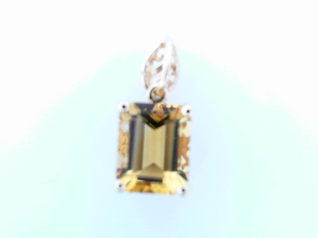 10 KARAT PENDANTS WEIGHT: 1.6G : CITRINE EMERALD C