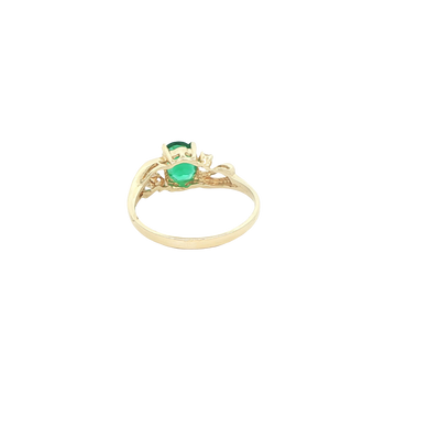14 KARAT RING SIZE 4.5 WEIGHT: 1.4G : CZ GREEN OVA