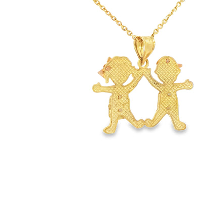 PENDANT 14KP 2.5G BOY GIRL 3TONE HOLDING HANDS