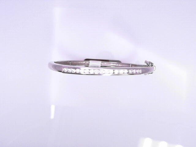 14KB W 19G Bangle0.85CT