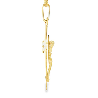 14 KARAT CHARM WEIGHT: 7.7 : CRUCIFIX JESUS