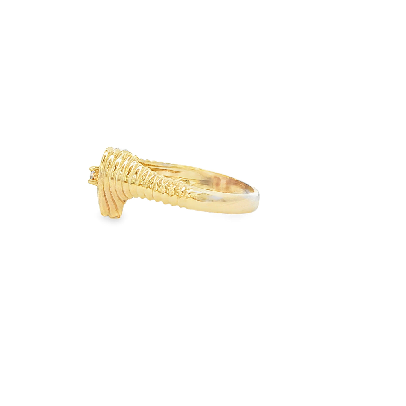 14 KARAT RING SIZE 6 WEIGHT: 2.9G : NATURAL DIAMON