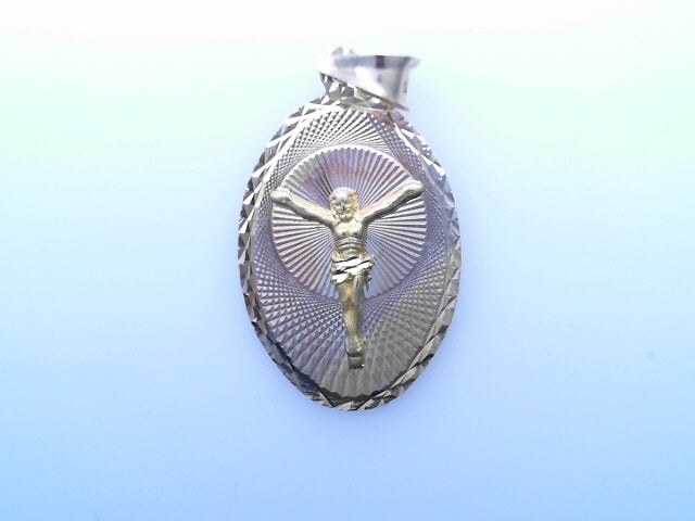 PENDANT 14K 1.9G JESUS OVAL DC 3TONE