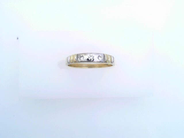 14 KARAT SATIN RING SIZE 6.25 WEIGHT: 1.4G
3MM CZ