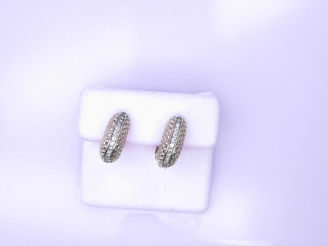 14KE 3.8G HUGGIE CZ BASKET BEAD