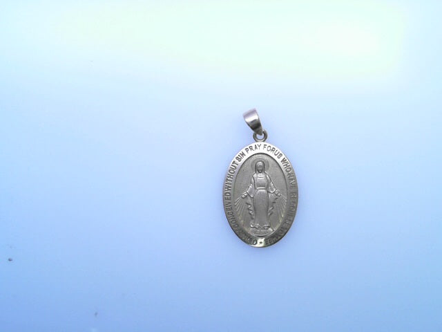 PENDANT 14K 2.5G VIRGEN MARY OVAL VIRGEN MARY MIRA