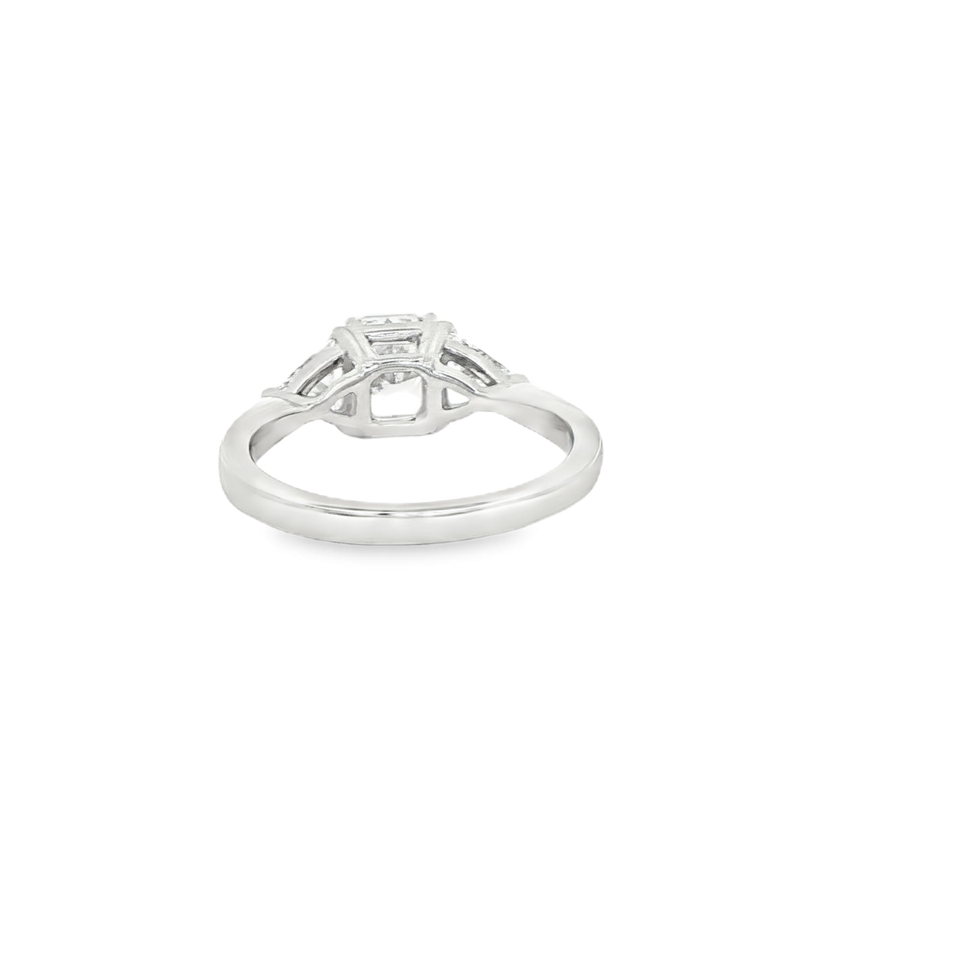 14 KARAT RING SIZE 9.5 WEIGHT: 7.8G
SIZE/ OTHER: