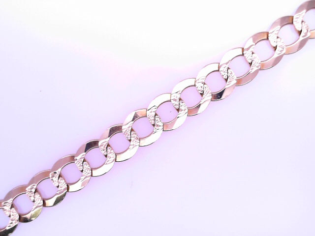 YELLOW 14 KARAT FIGARO CHAIN LENGTH: 22 WEIGHT: 17