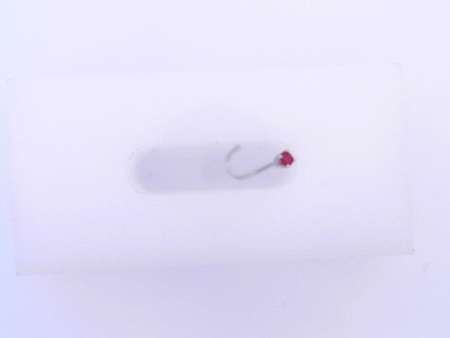 14 KARAT EARRINGS WEIGHT: 0.1 : NATURAL DIAMOND NO