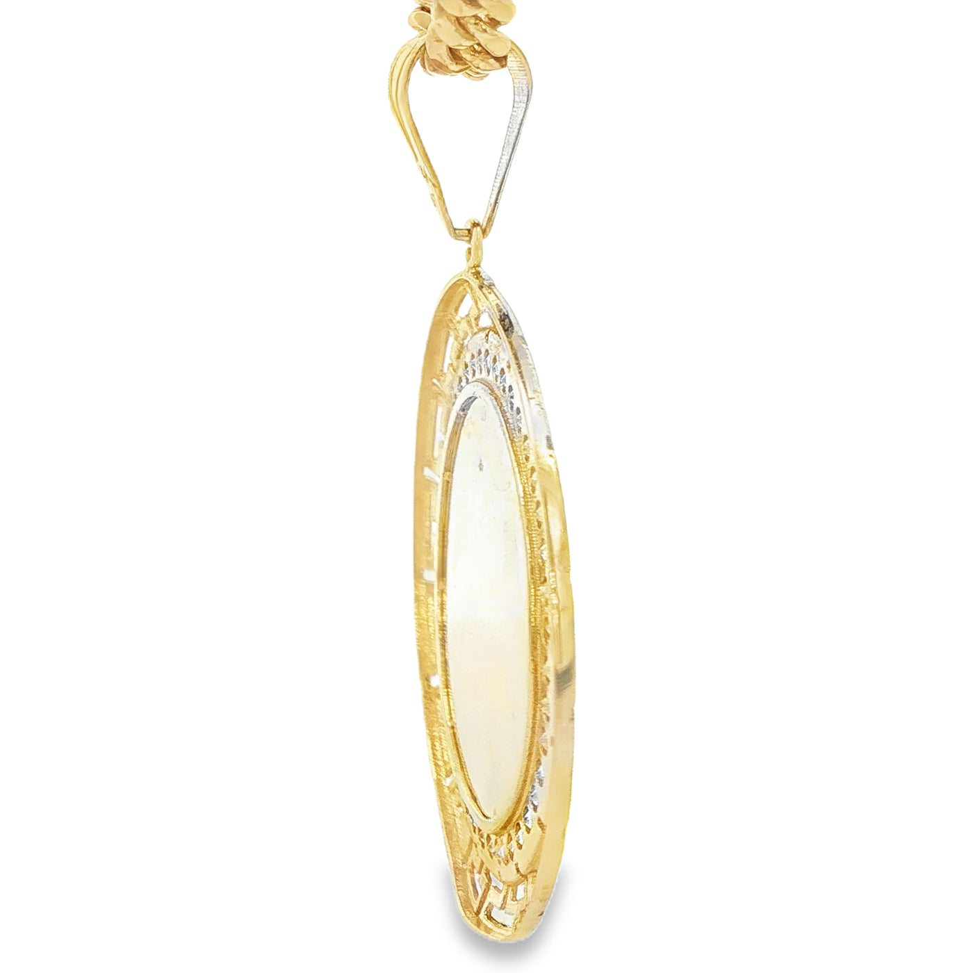 PENDANT 14 KARAT  WEIGHT: 10.7G
SIZE/ OTHER: CZ G