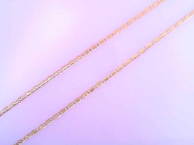 10 KARAT CUBAN ITALIAN CURB LENGTH: 24
WEIGHT: 25
