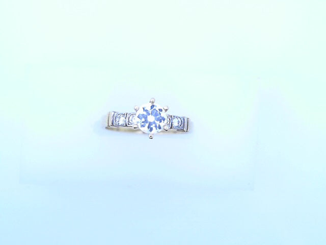 14 KARAT RING SIZE 7 WEIGHT: 2.3G
CZ SOLITAIRE WI