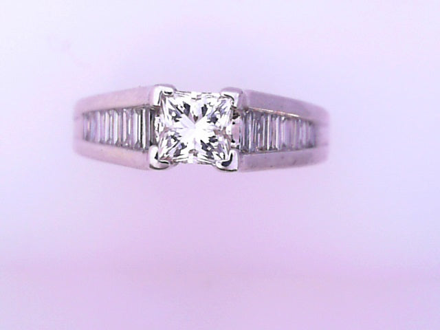 RING 18K WHITE #8 ENGAGEMENT DIAMOND 0.65ct H-I PR