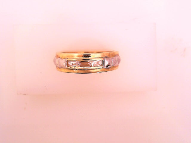 14 KARAT RING SIZE 10 WEIGHT: 3.3G
6MM CZ 2 TONE