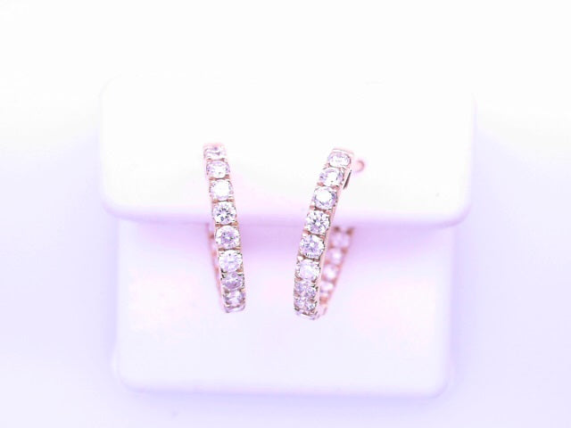 14 KARAT HUGGIE EARRINGS WEIGHT: 2.8G : NATURAL DI