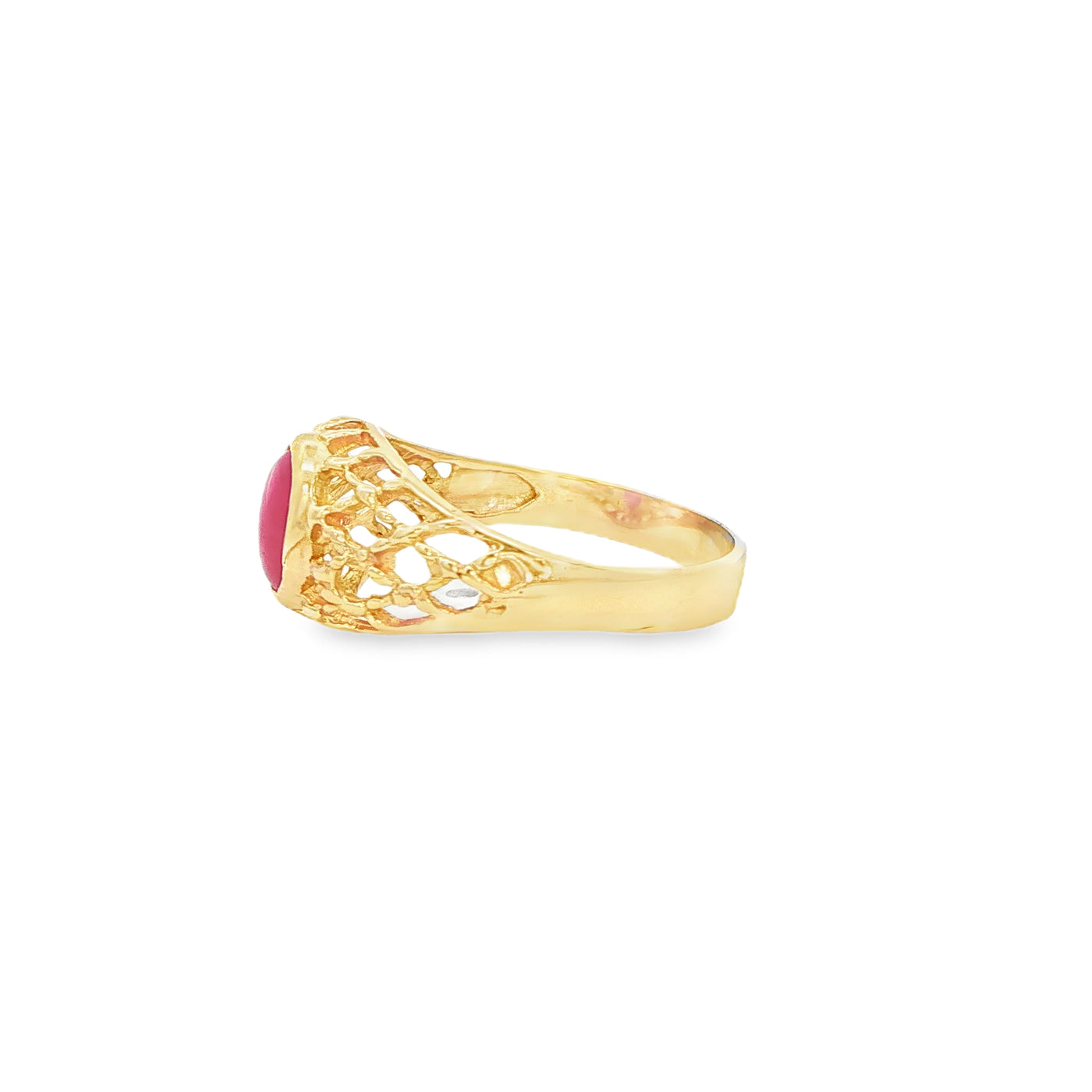 14 KARAT RING SIZE 7 WEIGHT: 2.3G : RED OVAL CENTE