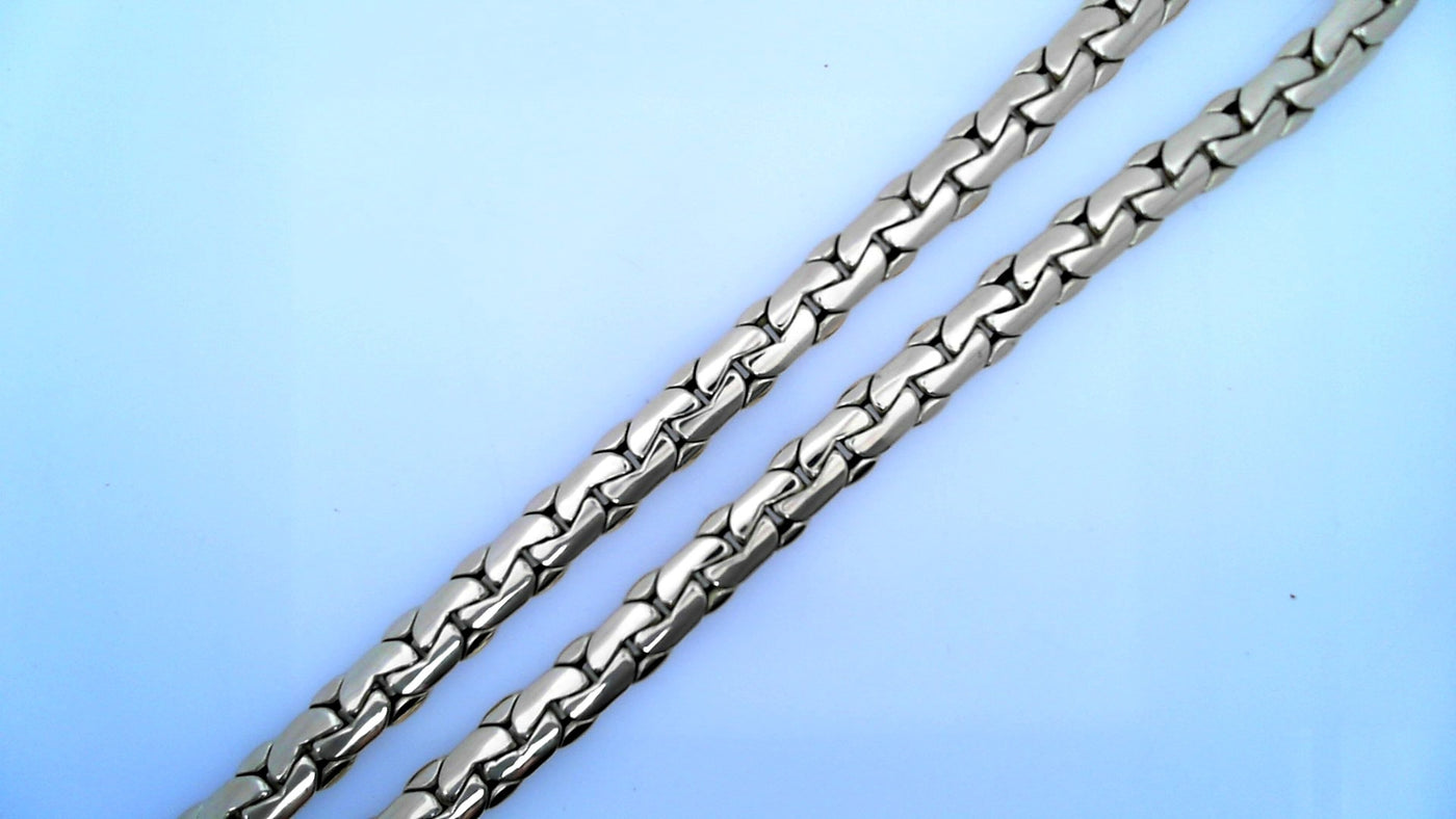 14 KARAT MARINE CHAIN LENGTH: 16 WEIGHT: 18.3G : 4
