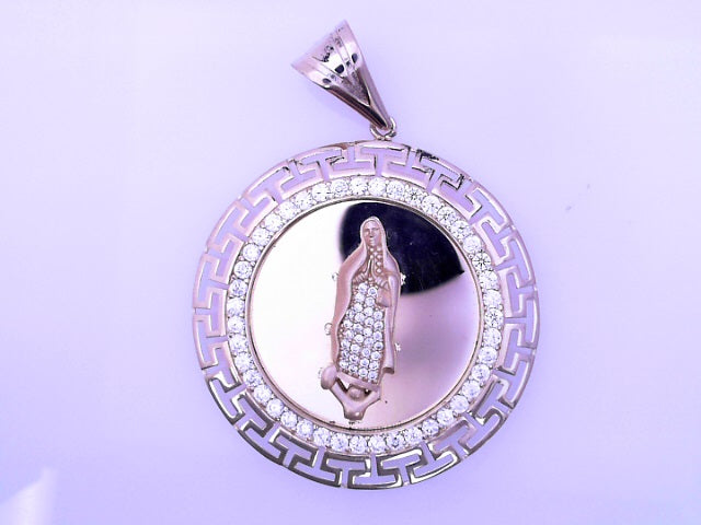 PENDANT 14 KARAT  WEIGHT: 10.7G
SIZE/ OTHER: CZ G