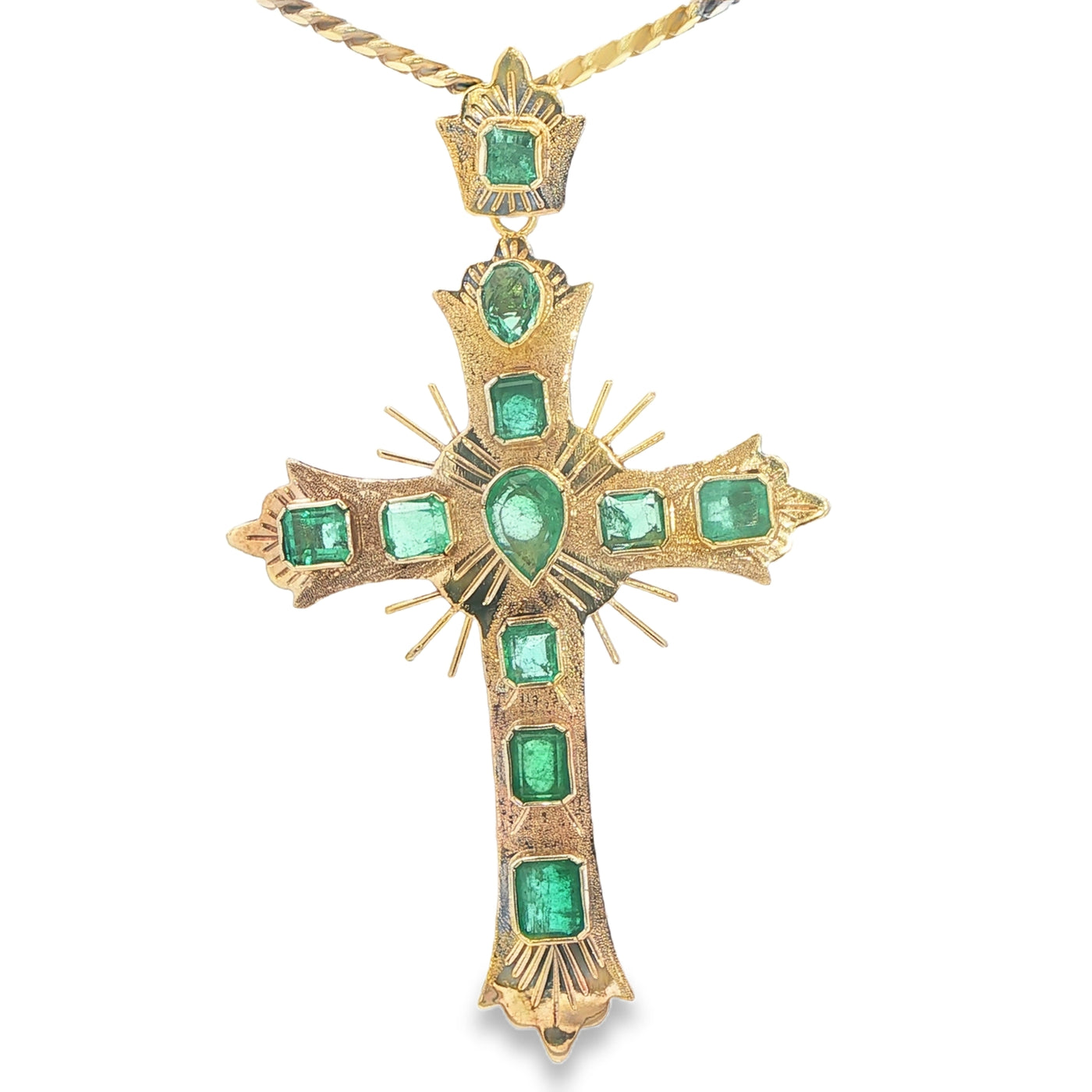 18KP 4.6G EMERALD CROSS NATURAL 3.0CTW NAT SUNBURS