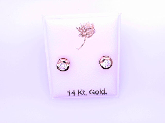 14 KARAT STUD EARRINGS WEIGHT: 0.8G : 5MM CZ CLEAR