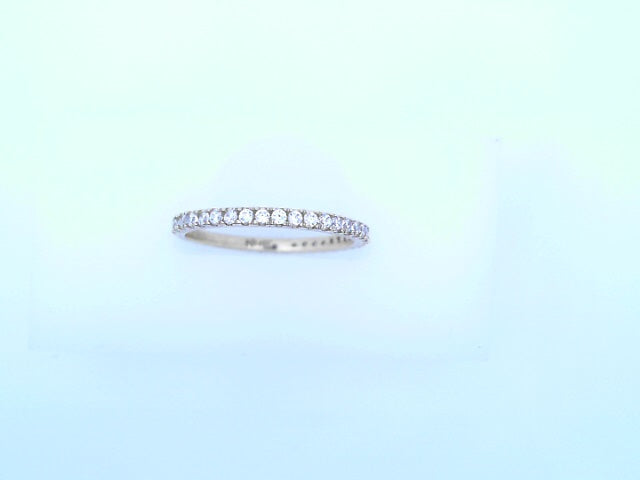 14 KARAT RING SIZE 7 WEIGHT: 1.3G
CZ 1.7MM BAND