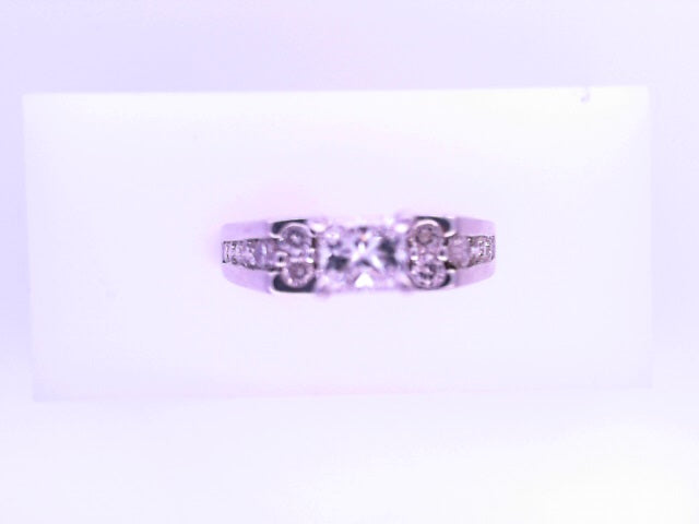 14 KARAT RING SIZE 9.25 WEIGHT: 4.8G : NATURAL DIA