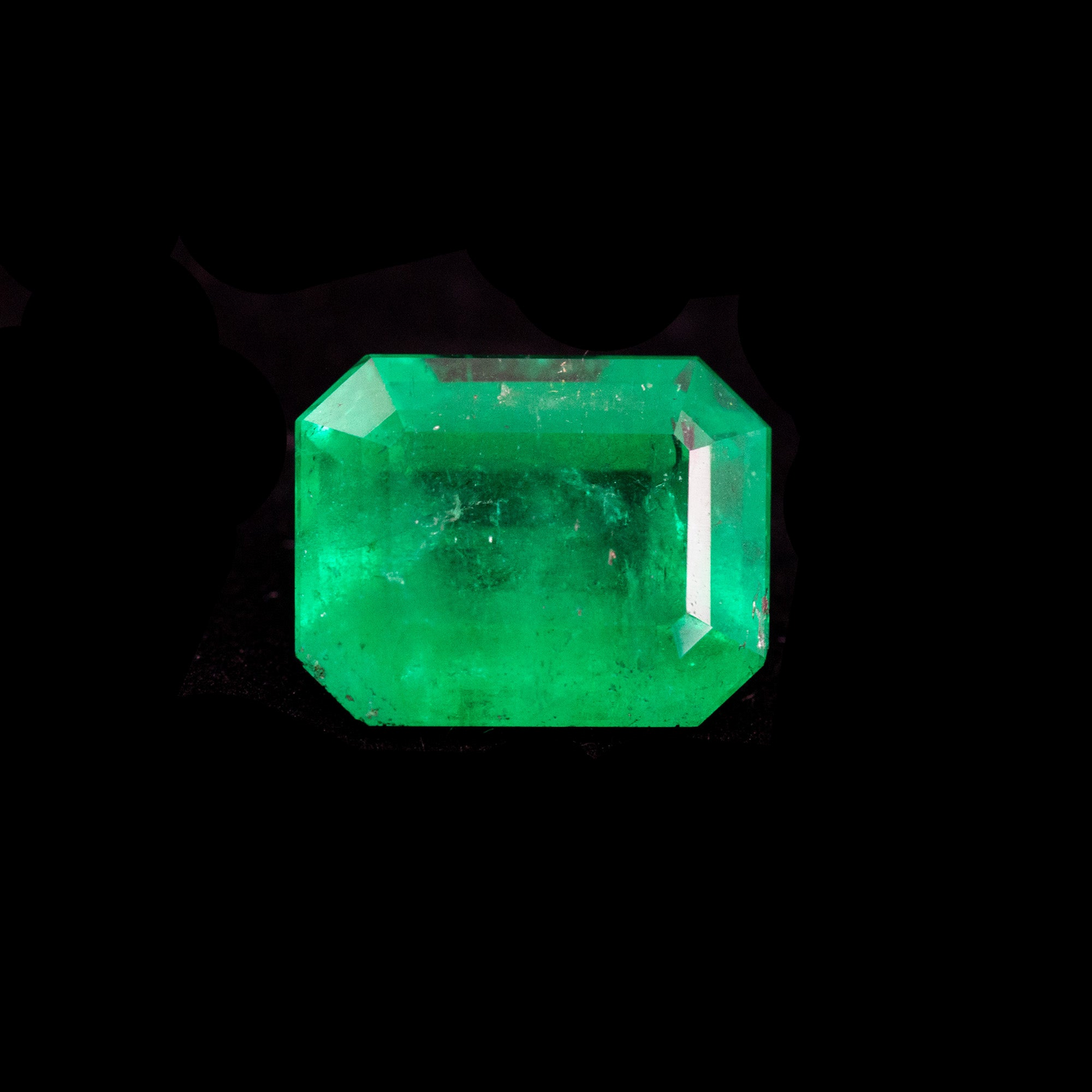 EMERALD AA 6.88ct Emerald Cut