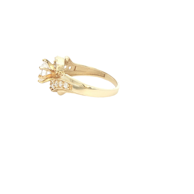 14 KARAT RING SIZE 7.5 WEIGHT: 4.2G : CZ SWIRL DES