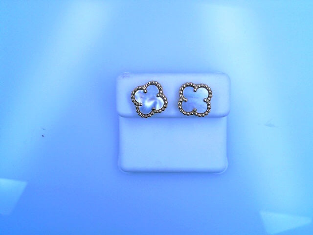 14KE 3.7G CLOVER STUD
 NACAR ENAMEL