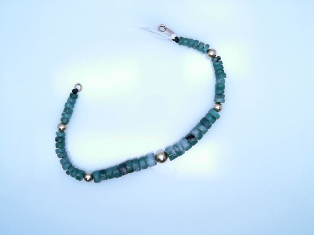 18KB 10.6G NATURAL 7.5'' EMERALD BEAD