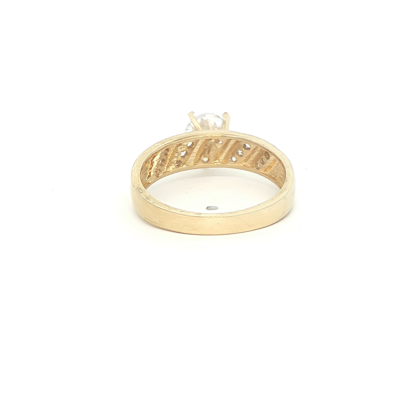 14 KARAT RING SIZE 7.5 WEIGHT: 3.1G : 4.5MM CZ SOL