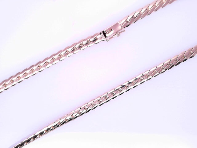 14 KARAT BOX CHAIN LENGTH: 18
WEIGHT: 1.3G SIZE/