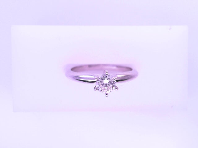 14 KARAT RING SIZE 6.75 WEIGHT: 2.6G : NATURAL DIA