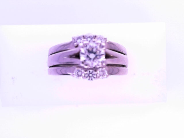 14 KARAT RING SIZE 9.75 WEIGHT: 8.6G : NATURAL DIA