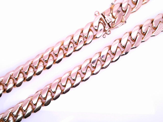 10 KARAT CUBAN MIAMI CHAIN LENGTH: 26
WEIGHT: 63.