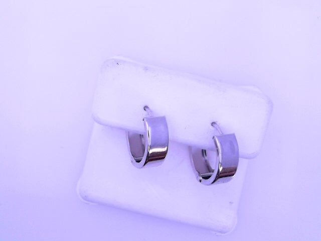 EARRING 14KEW 1.9G HUGGIE POLISHED HUGGIE