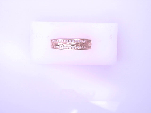 14 KARAT DIAMOND CUT CHARM WEIGHT: 0.9G : DC 2 TON