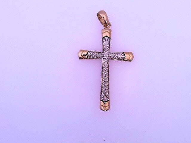 14 KARAT CHARM WEIGHT: 2.5 : GUADALUPE ROUND DC ST