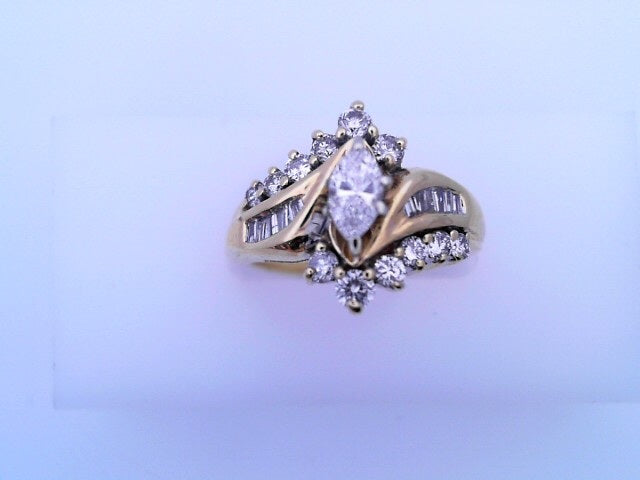 18 KARAT DROP EARRINGS WEIGHT: 4.3G : NATURAL DIAM