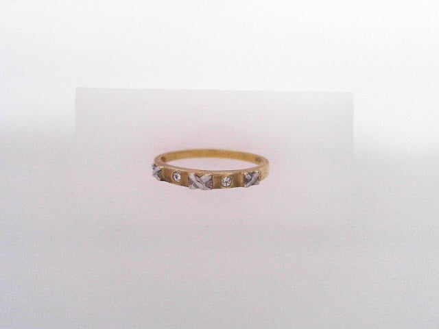 14 KARAT SATIN RING SIZE 8 WEIGHT: 1.9G
2.6MM 2 T