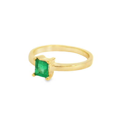 18KR  SOLITARIO NATURAL EMERAL #7 PRINCESS CUT SOL