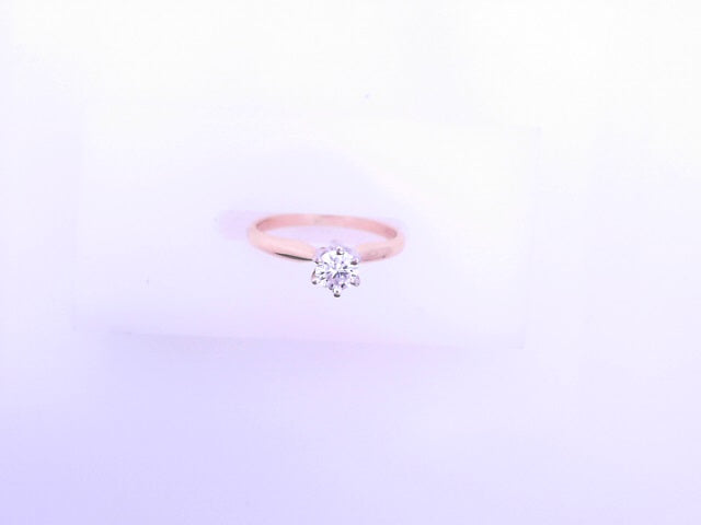 14 KARAT RING SIZE 10 WEIGHT: 11.4G : NATURAL DIAM