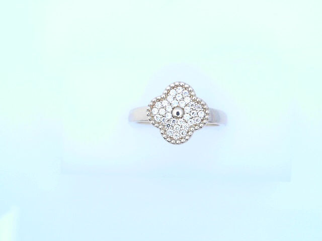 14 KARAT RING SIZE 7.5 WEIGHT: 3.9G
CZ CLUSTER CL