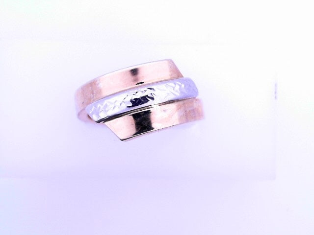14 KARAT RING SIZE 8 WEIGHT: 2.0G : DC TWO TONE OP