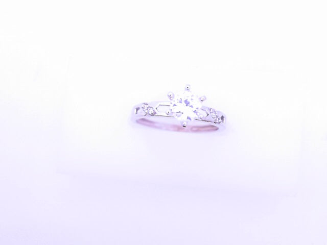 14 KARAT RING SIZE 6.75 WEIGHT: 1.9G
CZ SOLITAIRE