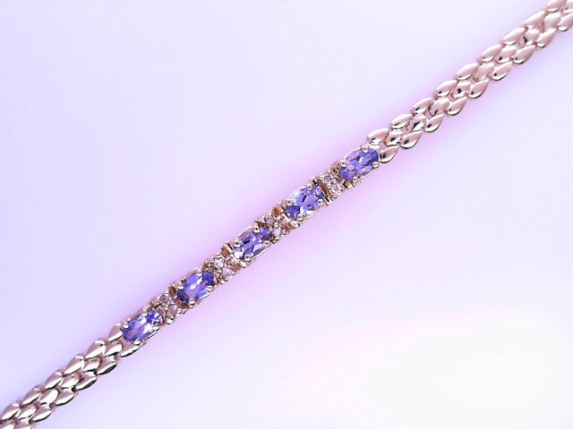 14 KARAT BRACELET LENGTH 7 WEIGHT: 8.2G : AMATHYST