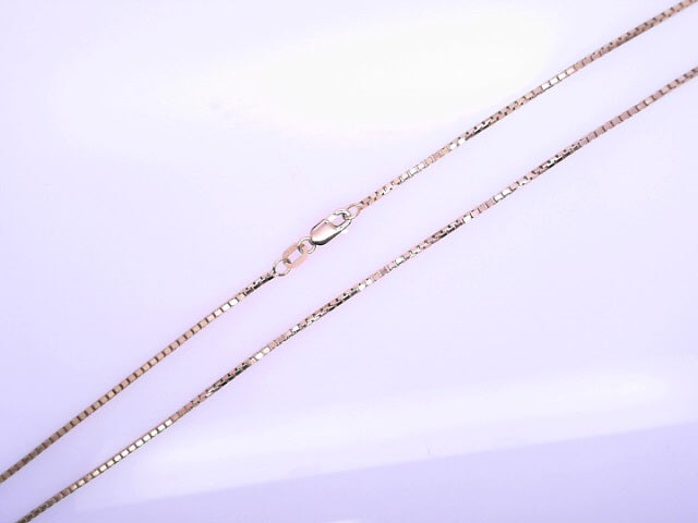 14 KARAT BOX CHAIN LENGTH: 24
WEIGHT: 7.0G SIZE/