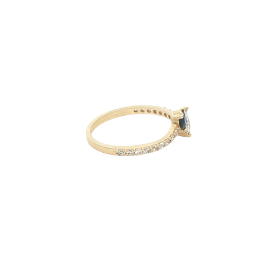 14 KARAT RING SIZE 7 WEIGHT: 1.9G : CZ DOUBLE HEAR